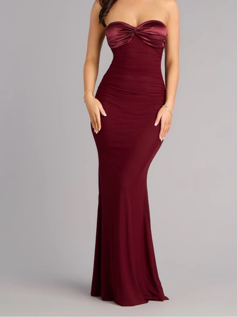 Windsor Strapless Ruched Wine Bodycon Gown NEVER WORN, BRAND NEW!